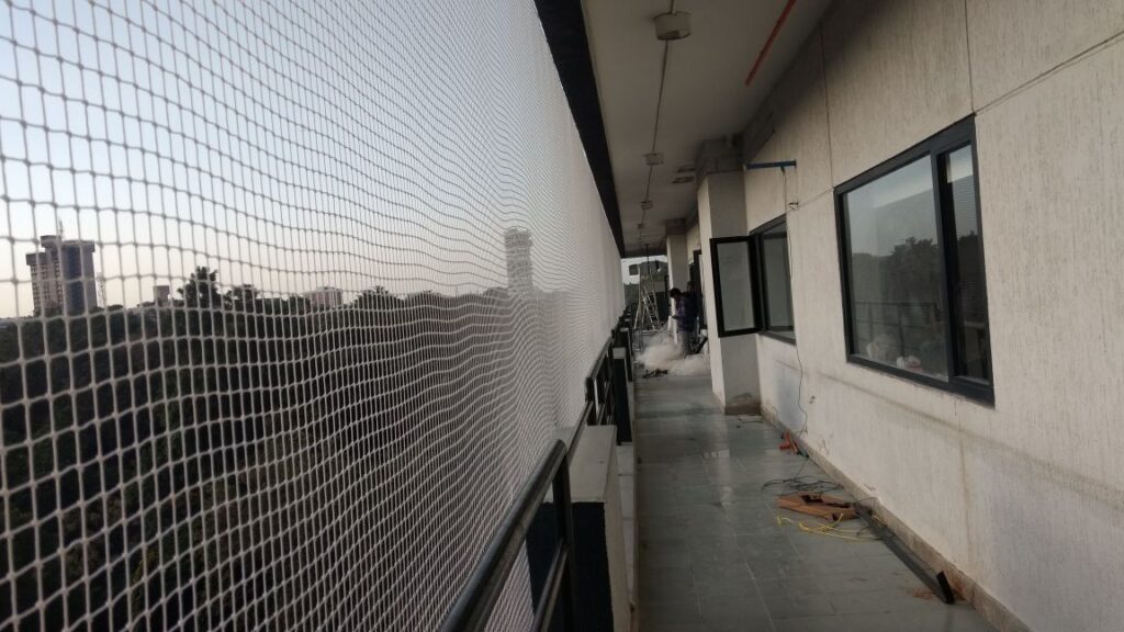 Balcony safety nets